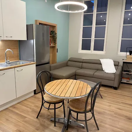 公寓 La Chouette 第戎